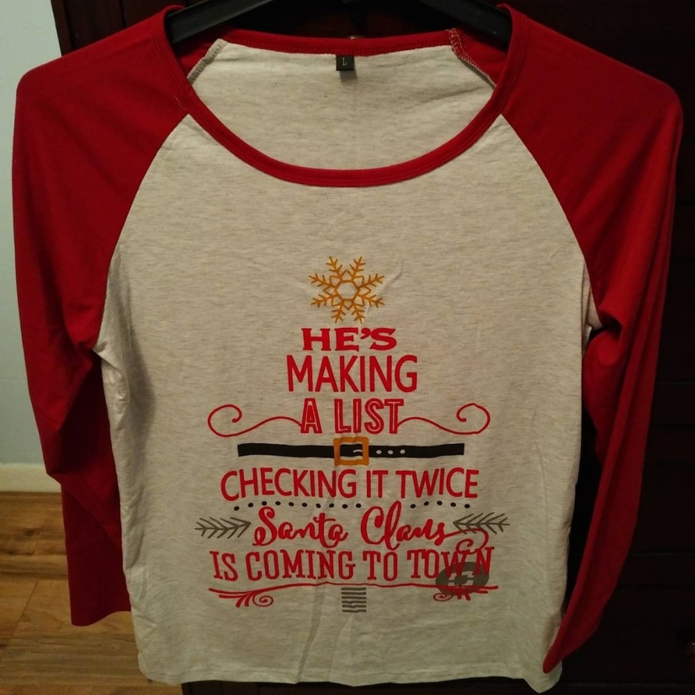 Christmas Holiday top "He's Making a List" Size L